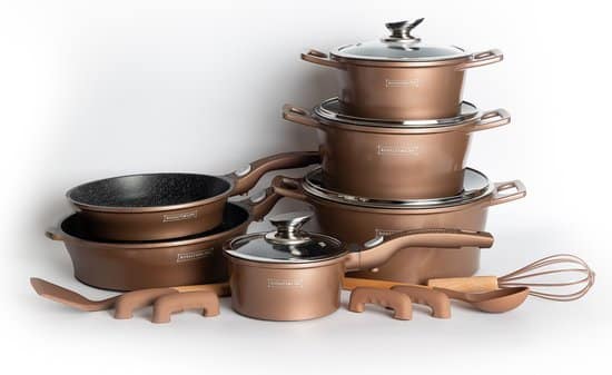 Royalty Line Pannenset